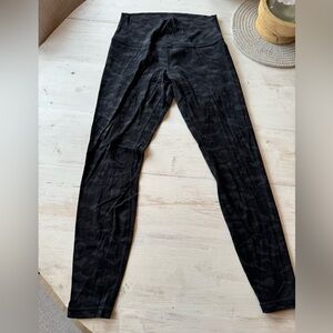 Lululemon Black Camo Legging - Full Length